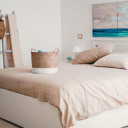 Tetti Bianchi - Deva'S Suite Home ออสตูนี ภายนอก รูปภาพ