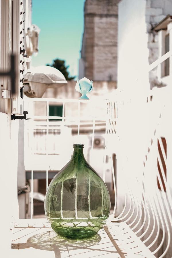 Tetti Bianchi - Deva'S Suite Home ออสตูนี ภายนอก รูปภาพ