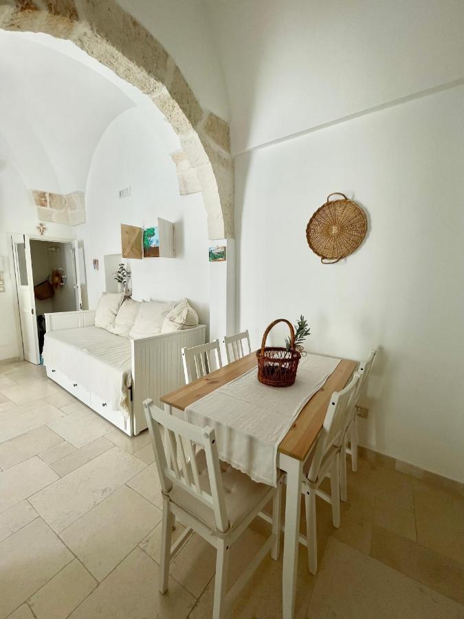 Tetti Bianchi - Deva'S Suite Home ออสตูนี ภายนอก รูปภาพ